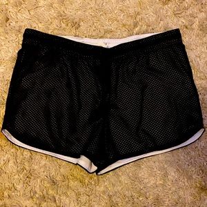 Danskin Reversible Black/White Shorts Sz L (12-14)